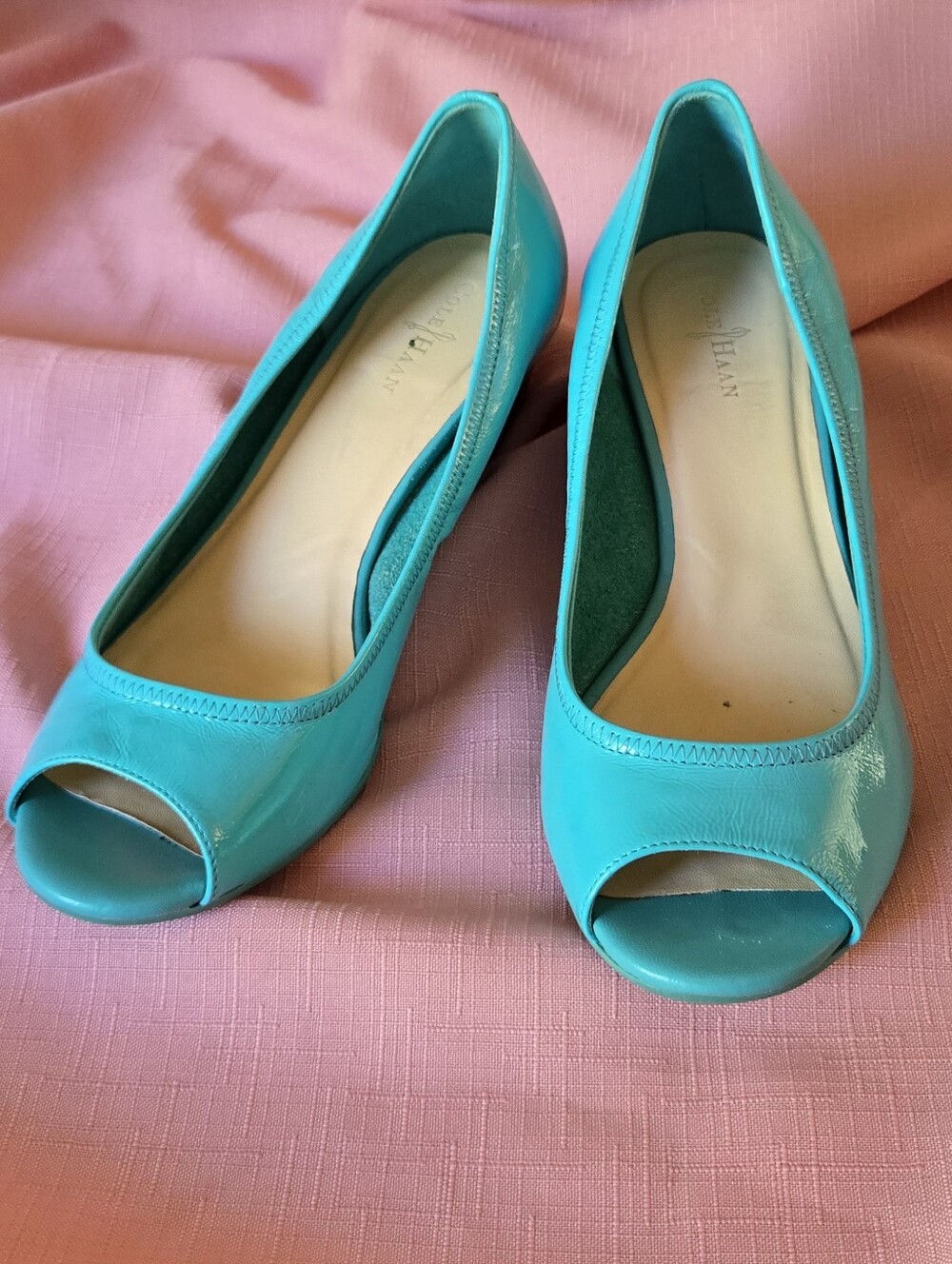 Like New Cole Haan X Nike Air Turquoise Patent Leather Wedges